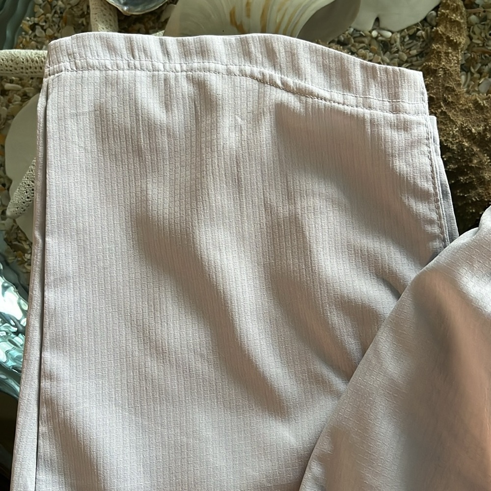 Columbia PFG Crop Pants - Picture 3 of 8